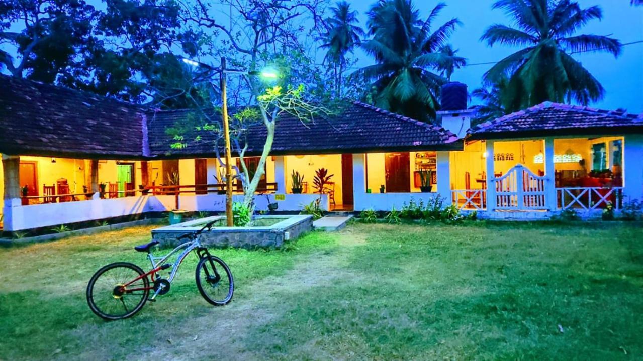 Arachiwil Green Nature Resort Puttalam Esterno foto