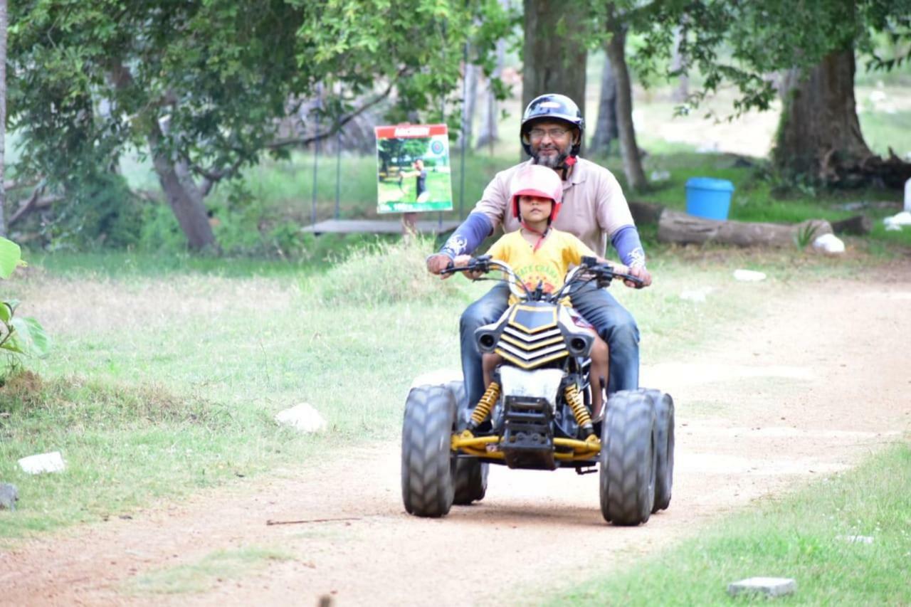 Arachiwil Green Nature Resort Puttalam Esterno foto